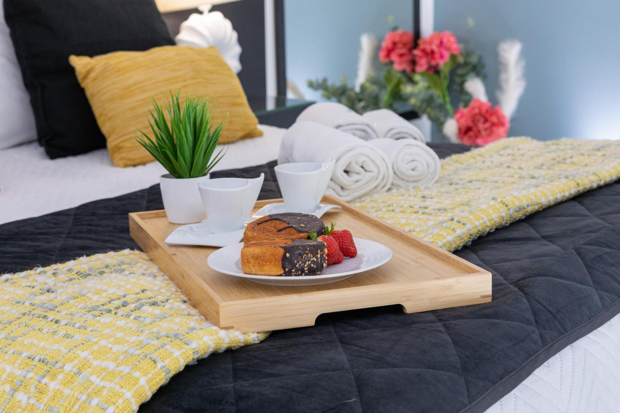 포르투 Deluxe Spacious Flats W Mezzanine By Host Wise 아파트 외부 사진